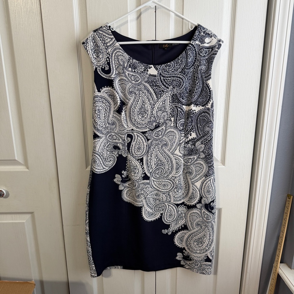 I Le navy blue white paisley‎ midi length dress size 12